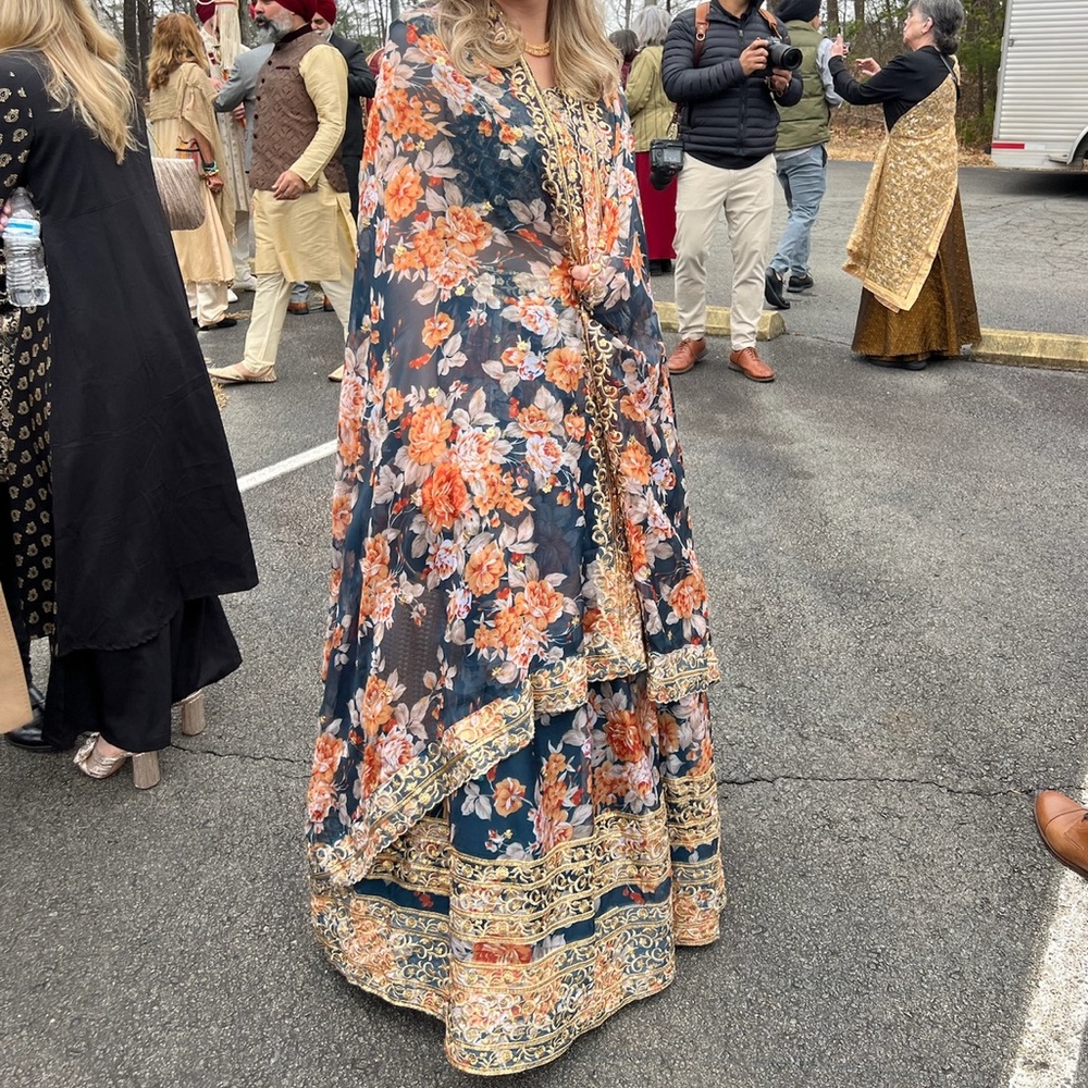 Floral Embroidered Women's Lehenga - Picture 3 of 3